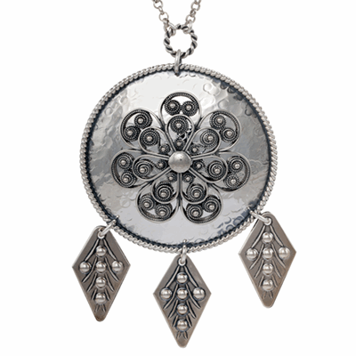 14-550680-14 Møller Angus Dei.png